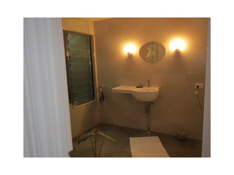 2/77 Massinger Street, Byron Bay NSW 2481