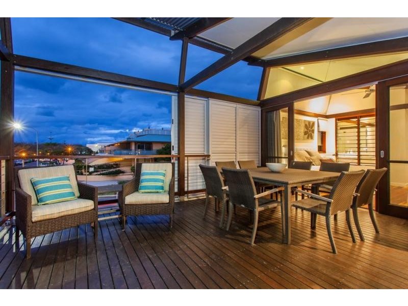 2/14 Bay Street, Byron Bay NSW 2481