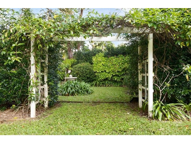 12 Plantation Drive, Ewingsdale NSW 2481