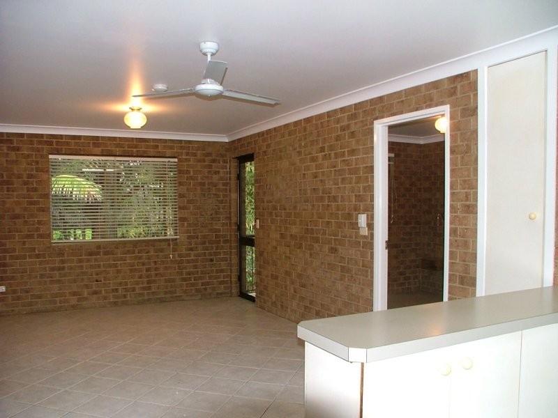 13/2 Rajah Road, Ocean Shores NSW 2483