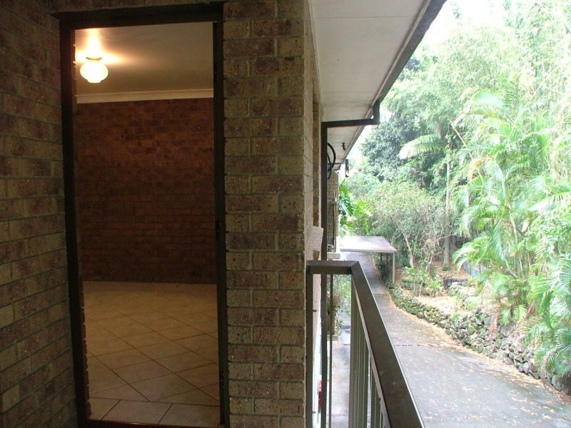 13/2 Rajah Road, Ocean Shores NSW 2483