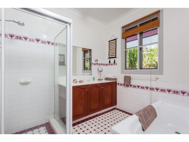 106 Parkway Drive, Ewingsdale NSW 2481