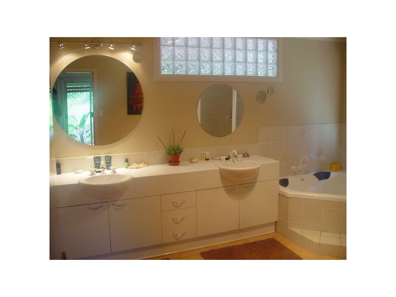 2 Ewingsdale Road, Ewingsdale NSW 2481