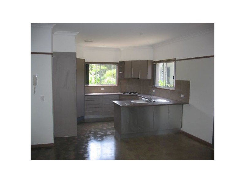 6/3 Sallywattle Drive, Suffolk Park NSW 2481