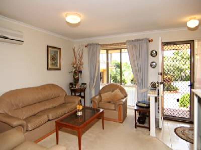 16 Beech Drive, Suffolk Park NSW 2481