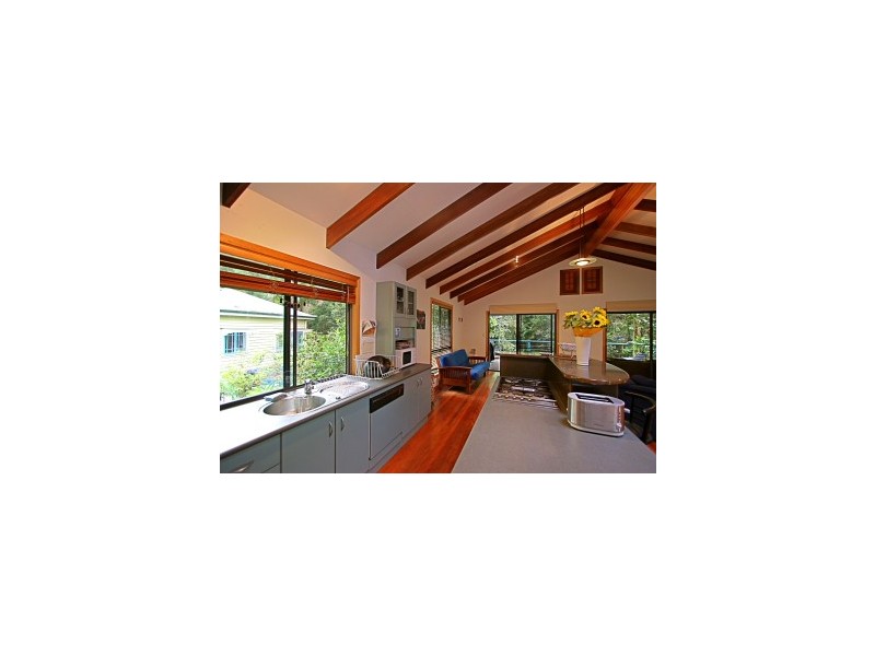 6 Tristania Place, Byron Bay NSW 2481