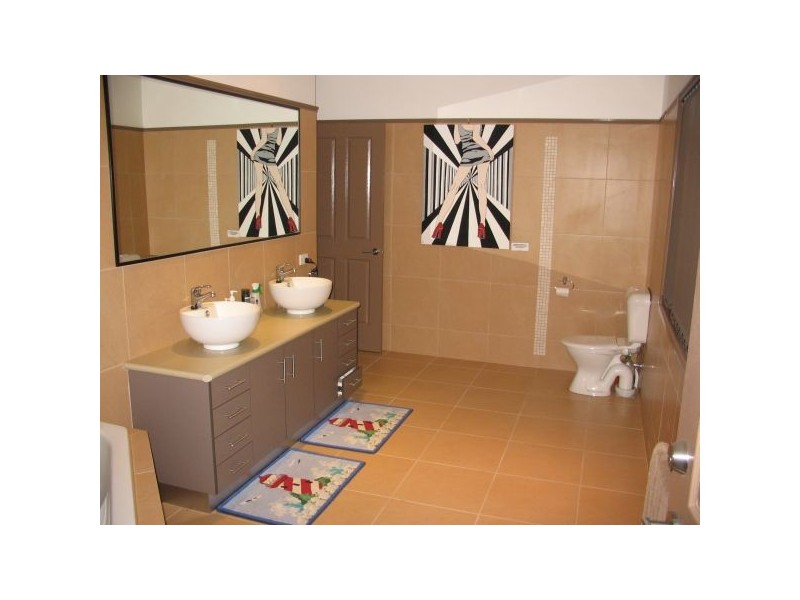 3/3 Sallywattle Drive, Byron Bay NSW 2481