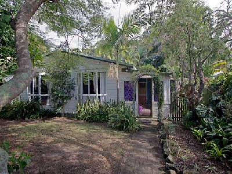 4 Glasgow Street, Suffolk Park NSW 2481