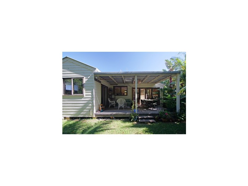 28 Caniaba Crescent, Suffolk Park NSW 2481