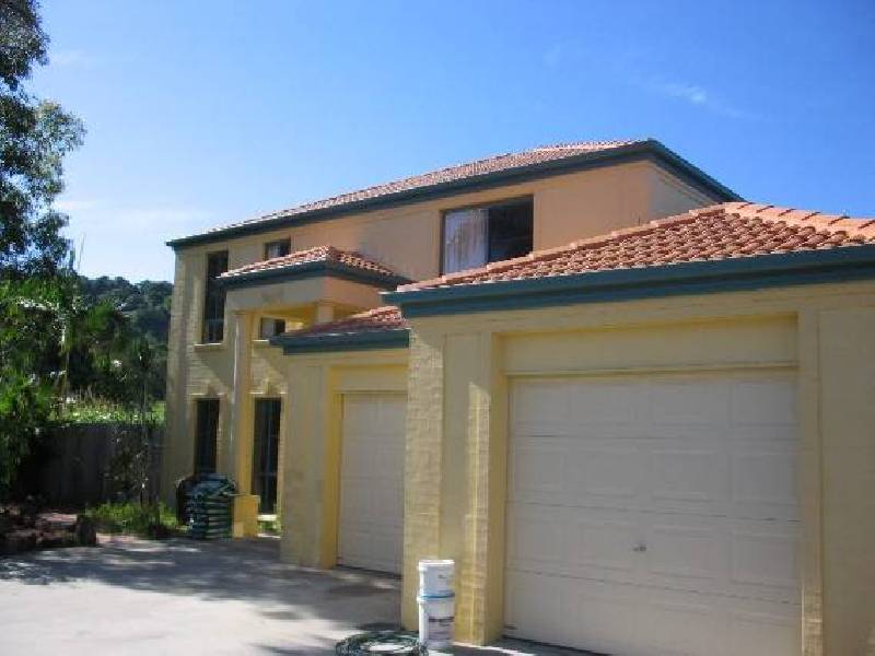 Bottlebrush Crescent, Suffolk Park NSW 2481