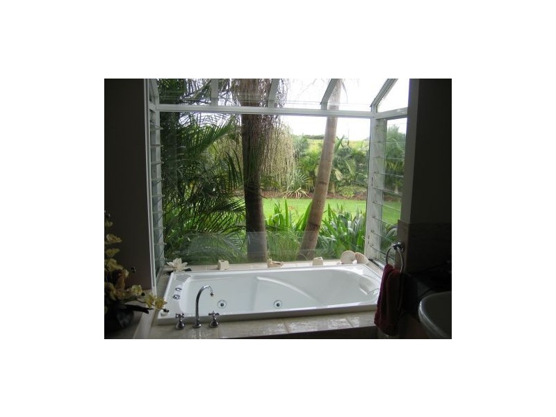 3 Hillview Place, Ewingsdale NSW 2481