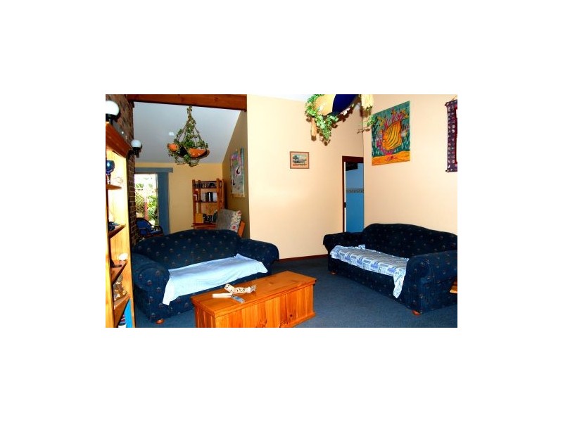 Kalemajere Drive, Suffolk Park NSW 2481