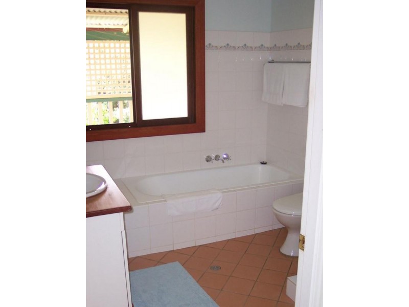 18 Kennedy’s Lane, Ewingsdale NSW 2481