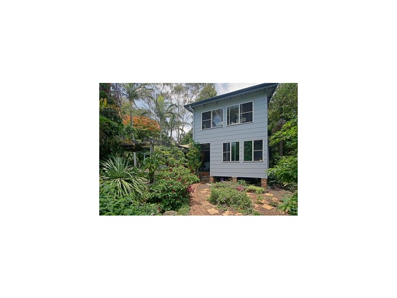 2 McInnes Lane, Tyagarah NSW 2481