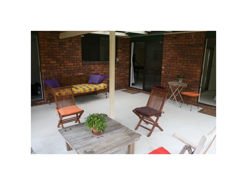 18 Brandon Street, Suffolk Park NSW 2481