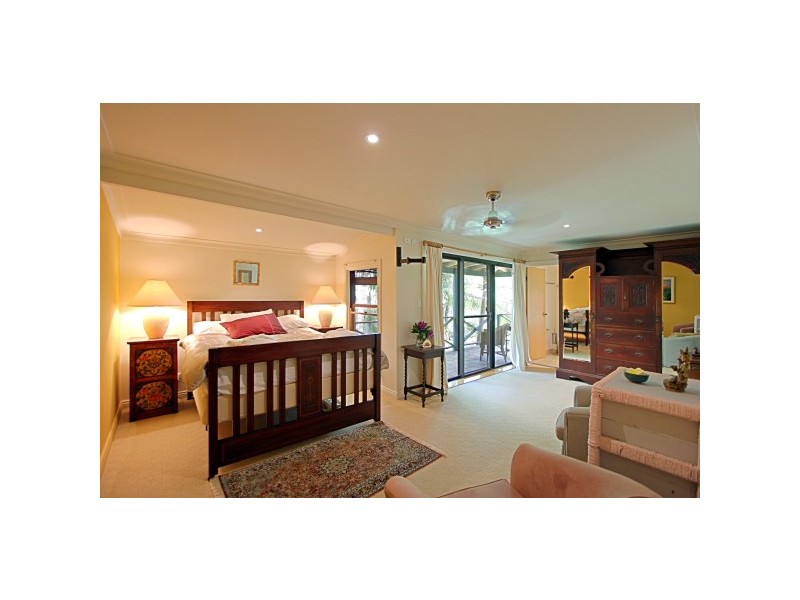 20 Taylors Lane, Ewingsdale NSW 2481