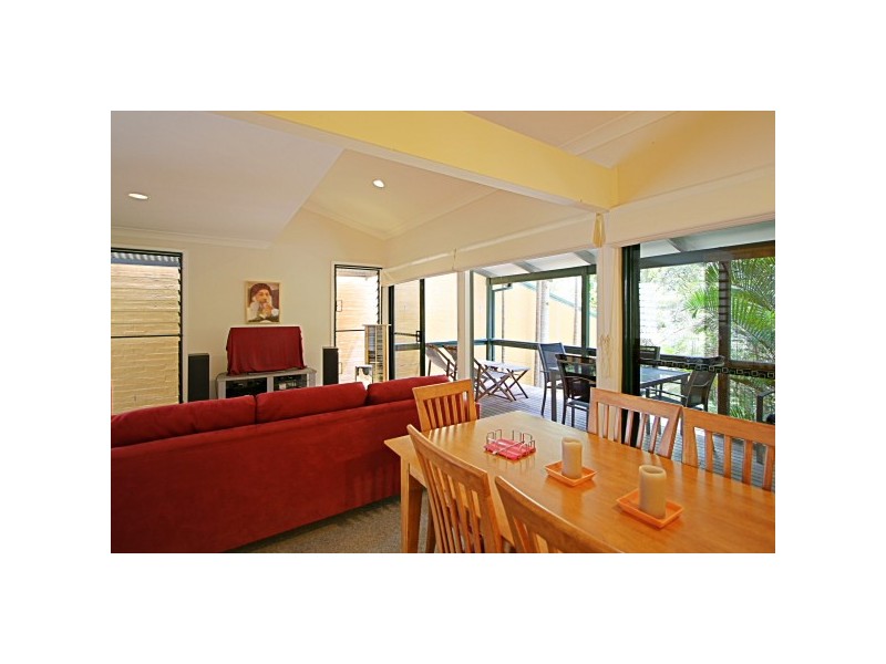 12/21-25 Cemetery Road ‘Seeana Court’, Byron Bay NSW 2481