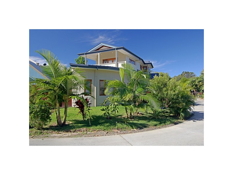 7 Sallywattle Drive, Suffolk Park NSW 2481