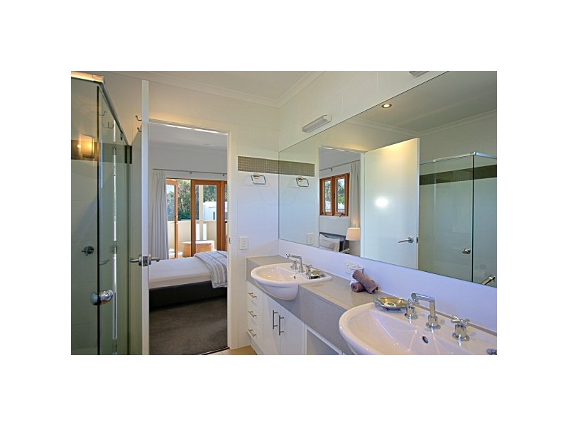 7 Sallywattle Drive, Suffolk Park NSW 2481