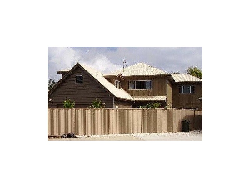 4 Sallywattle Drive, Suffolk Park NSW 2481