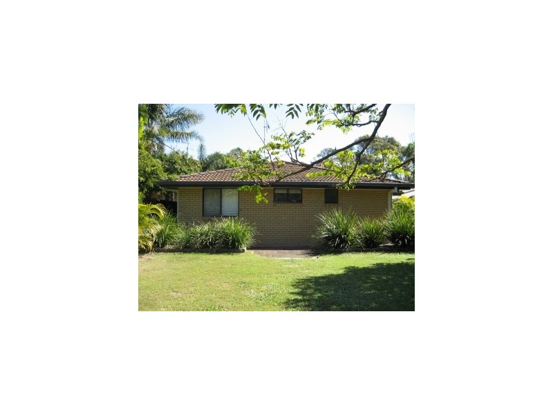 11 Hayter Street, Suffolk Park NSW 2481