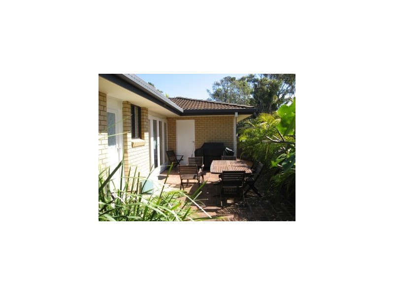 11 Hayter Street, Suffolk Park NSW 2481