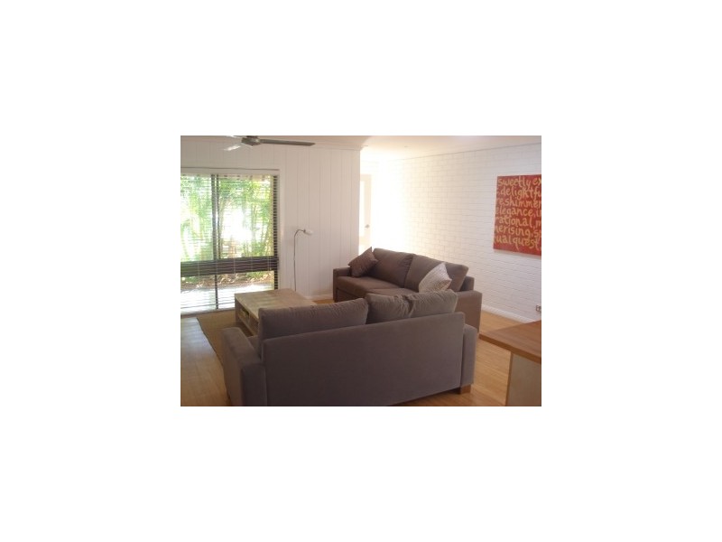 11 Hayter Street, Suffolk Park NSW 2481