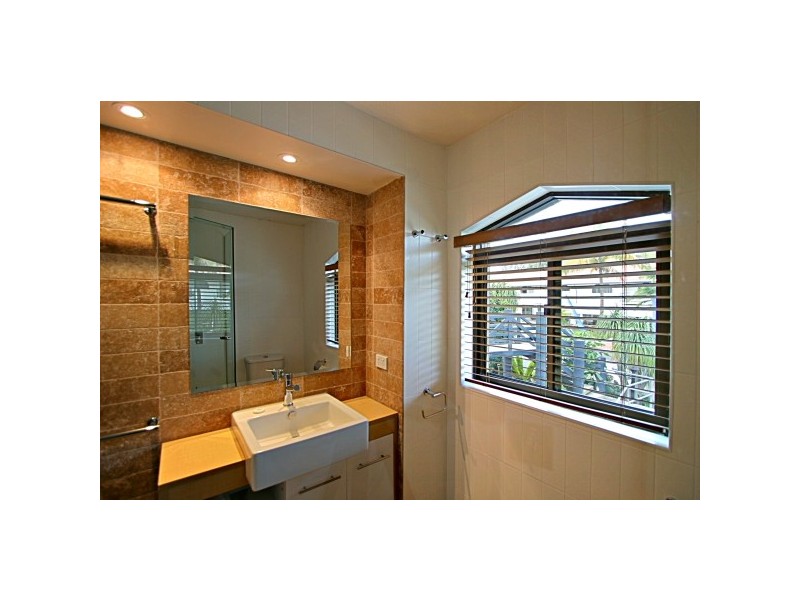 2/39-41 Lawson Street, Byron Bay NSW 2481