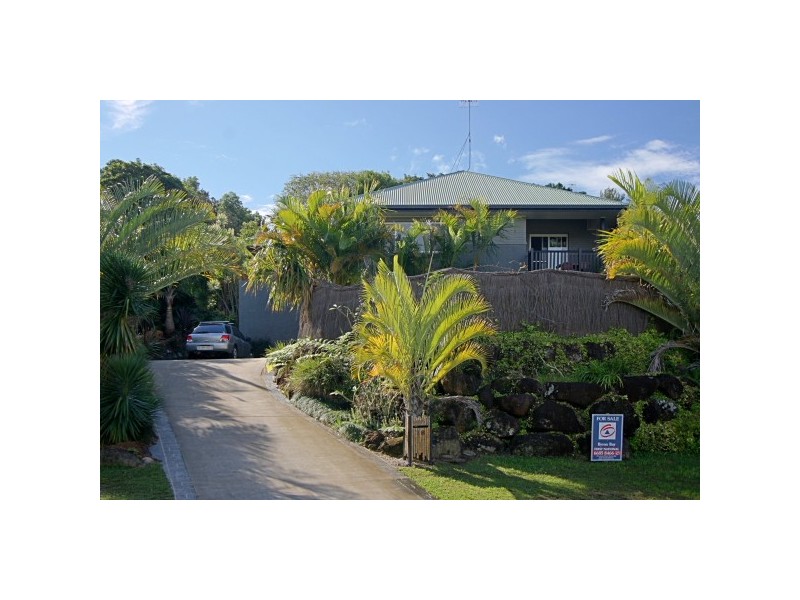 18 Caniaba Crescent, Suffolk Park NSW 2481