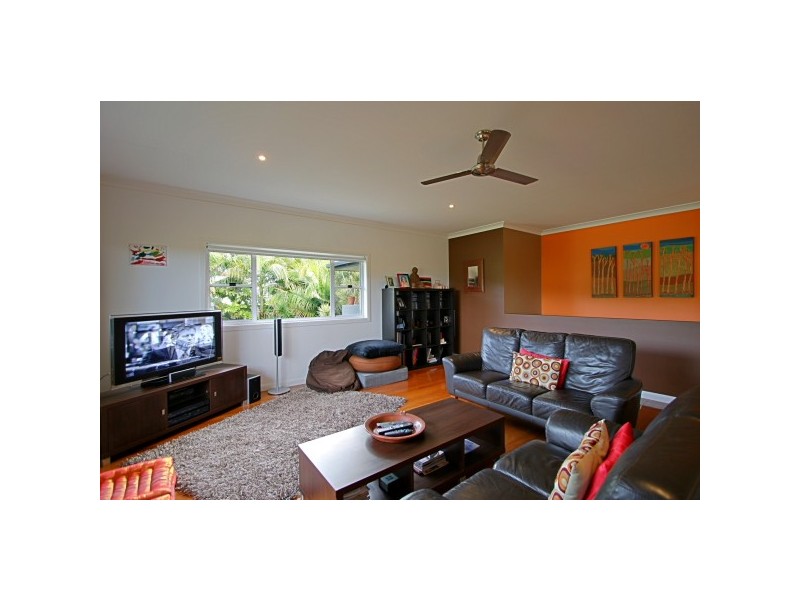 18 Caniaba Crescent, Suffolk Park NSW 2481