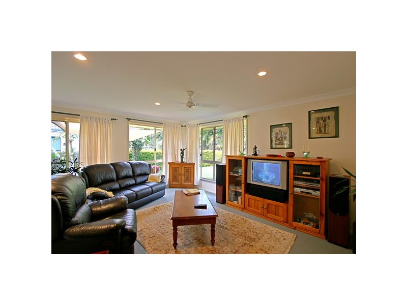 9 Coogera Circuit, Suffolk Park NSW 2481