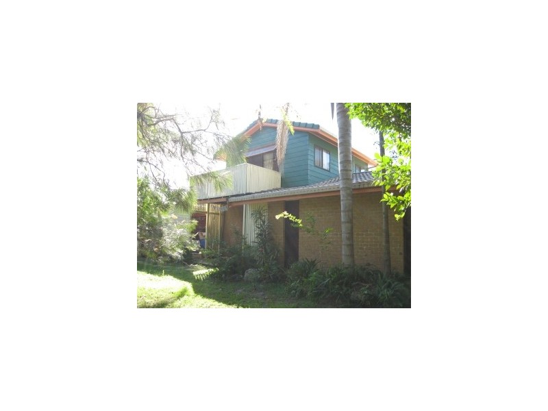 25 Belongil Crescent, Byron Bay NSW 2481