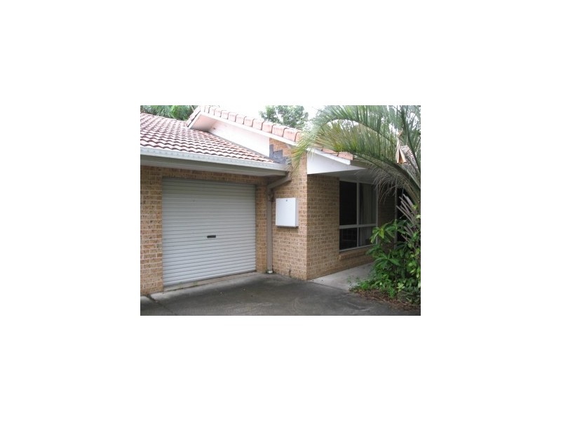 2/17 Kalemajere Drive, Suffolk Park NSW 2481