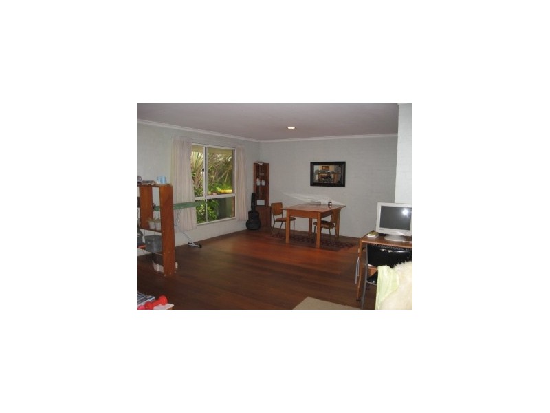 2/17 Kalemajere Drive, Suffolk Park NSW 2481