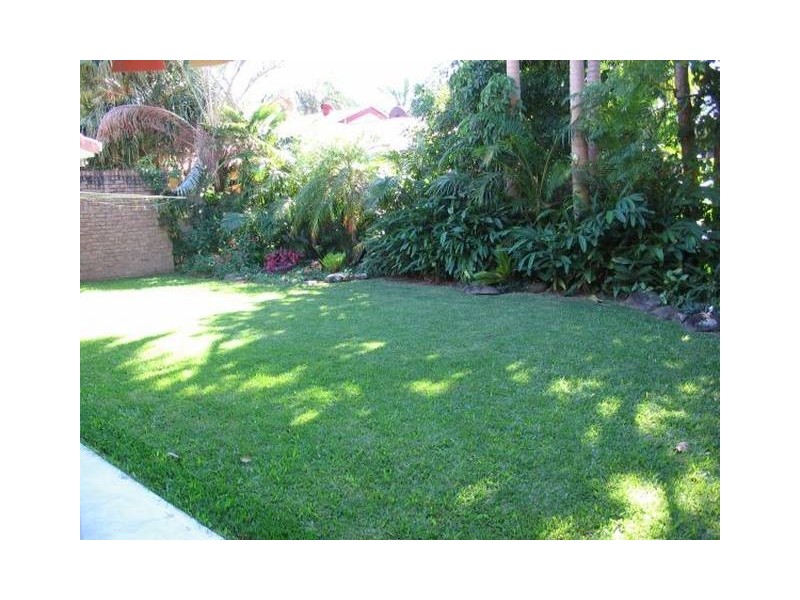 2/17 Kalemajere Drive, Suffolk Park NSW 2481