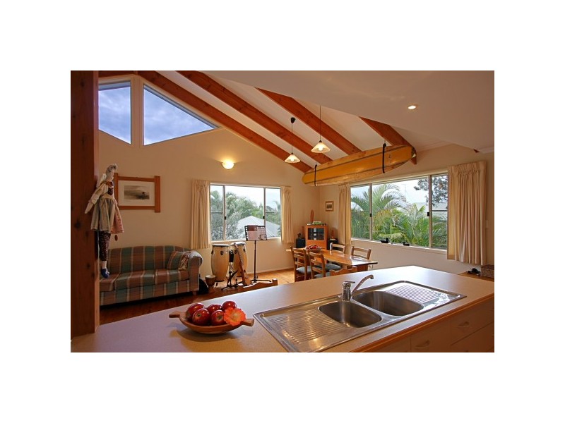 11 Hakea Crescent, Byron Bay NSW 2481