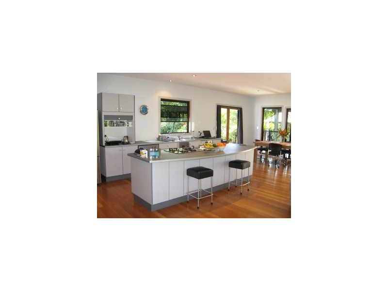 5 Honeysuckle Drive, Byron Bay NSW 2481