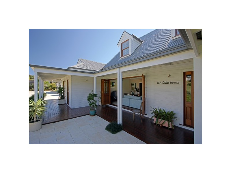 12 Magnolia Place, Ewingsdale NSW 2481