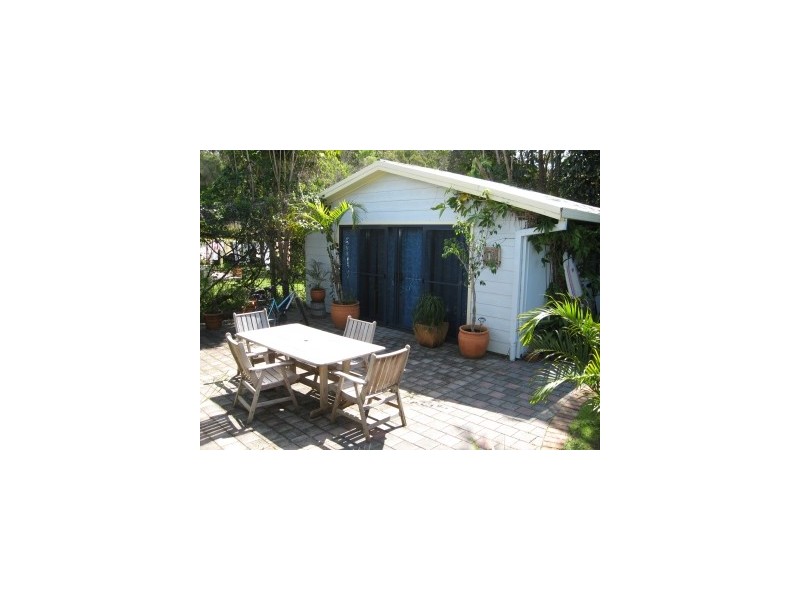 1a Cumbebin Park, Byron Bay NSW 2481