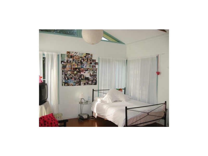 1a Cumbebin Park, Byron Bay NSW 2481