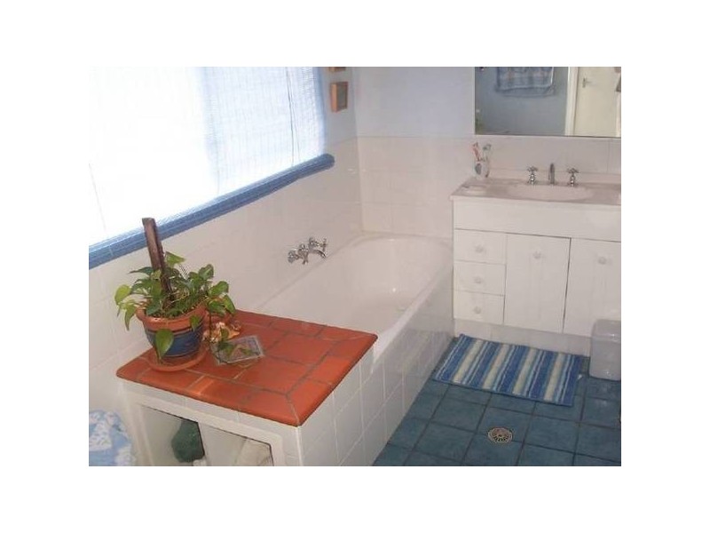 1a Cumbebin Park, Byron Bay NSW 2481