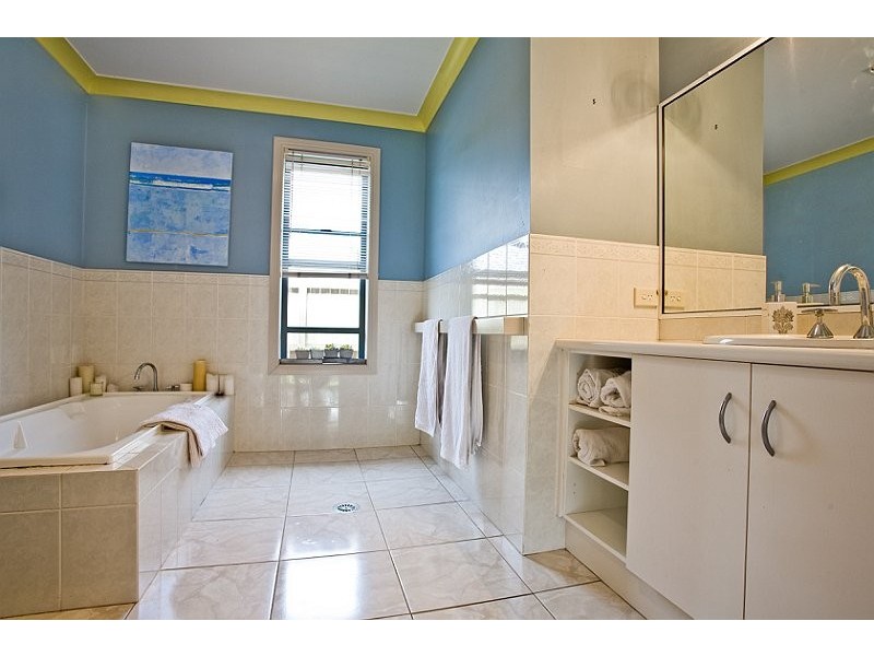 18 Teak Circuit, Byron Bay NSW 2481