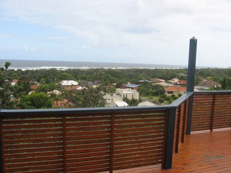18 Pacific Vista Drive, Byron Bay NSW 2481