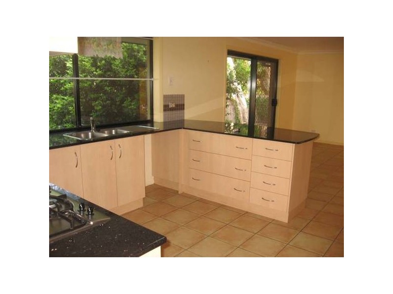 14 Honeysuckle Drive, Suffolk Park NSW 2481