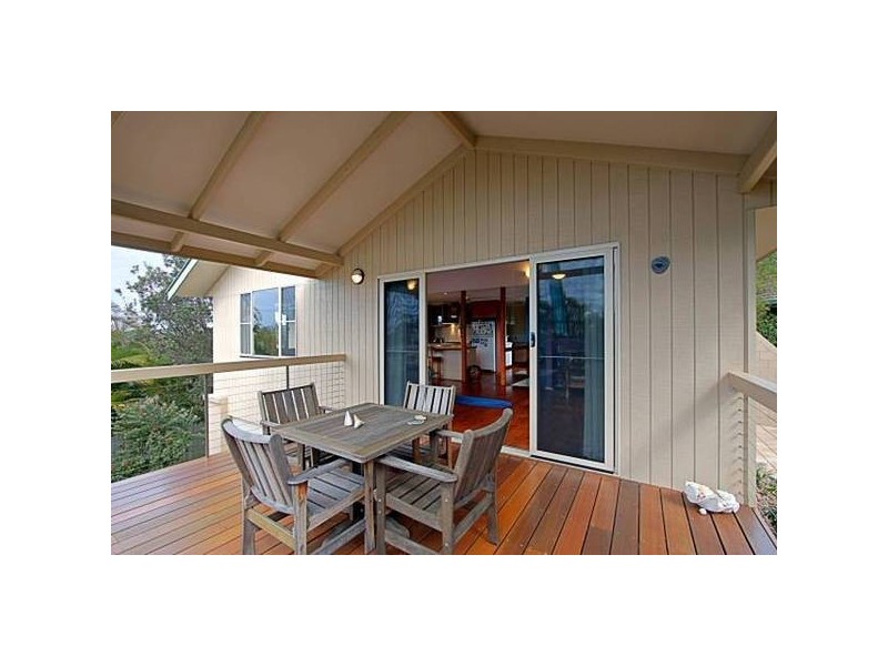 11 Hakea Crescent, Suffolk Park NSW 2481