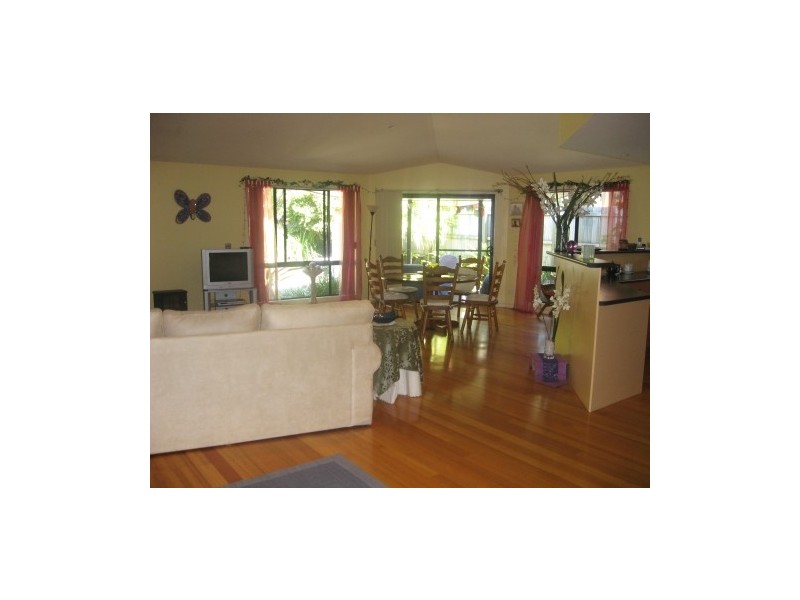 41 Caniaba Crescent, Suffolk Park NSW 2481