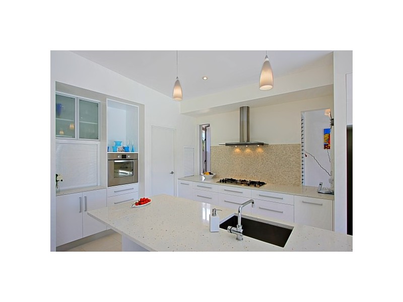 1 Honeysuckle Drive, Byron Bay NSW 2481
