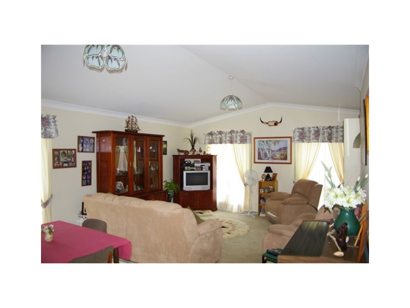 9 Grant Crescent, Macksville NSW 2447