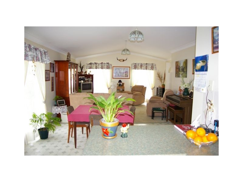 9 Grant Crescent, Macksville NSW 2447