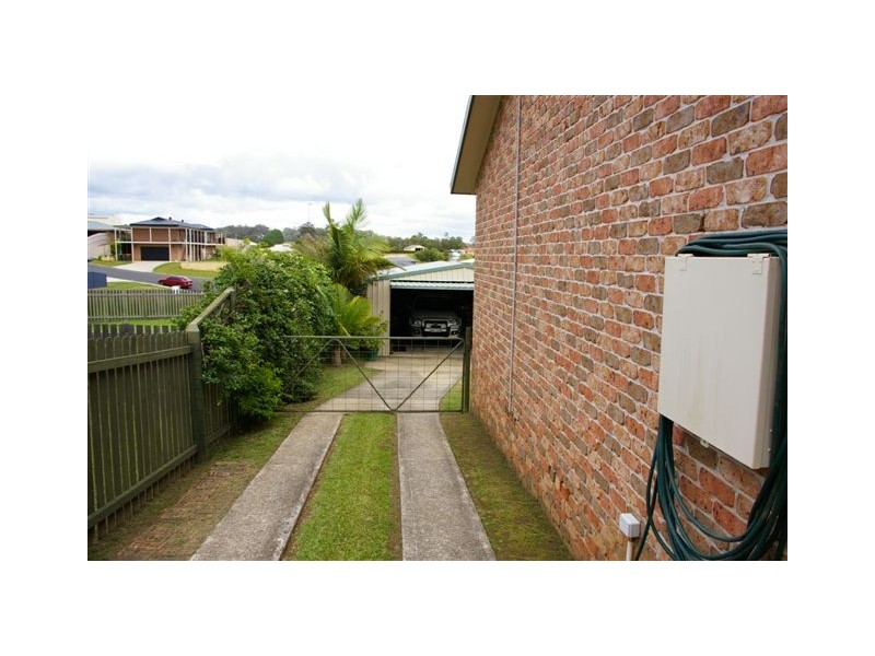 9 Grant Crescent, Macksville NSW 2447